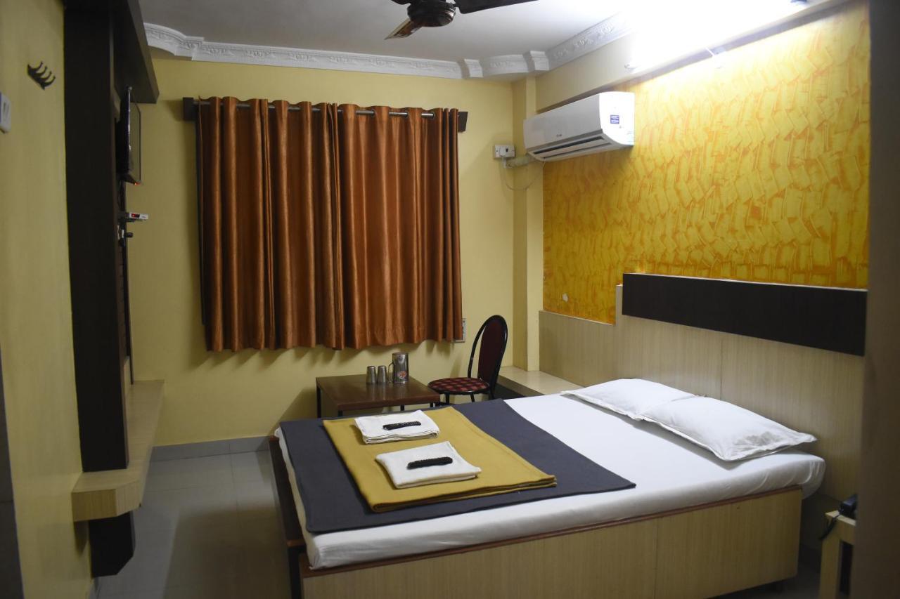 Hotel Sai Vishwa Shirdi Exterior foto